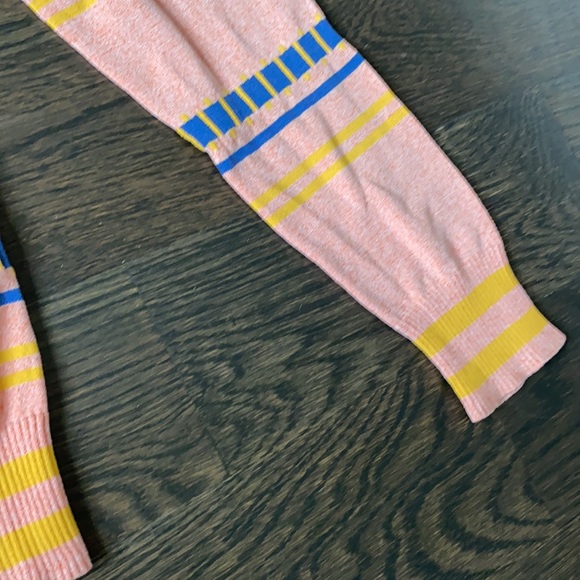 3/$15 Chee-cho sweater - Picture 3 of 5